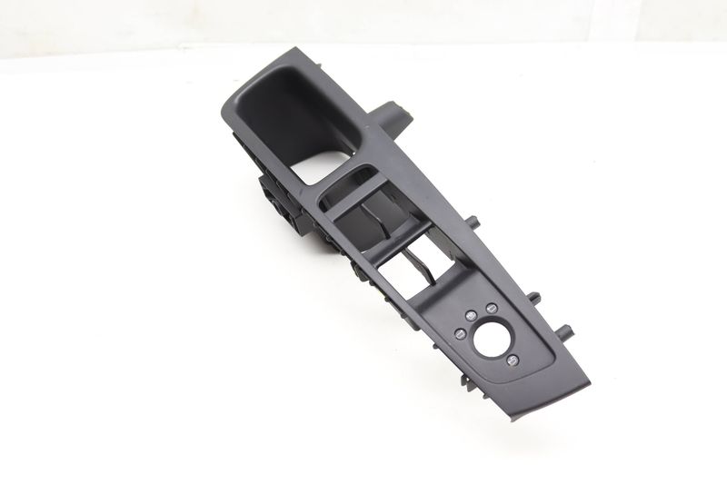 Door Pull / Window Switch Bezel 4H1959517 — Used (SKU 566306)