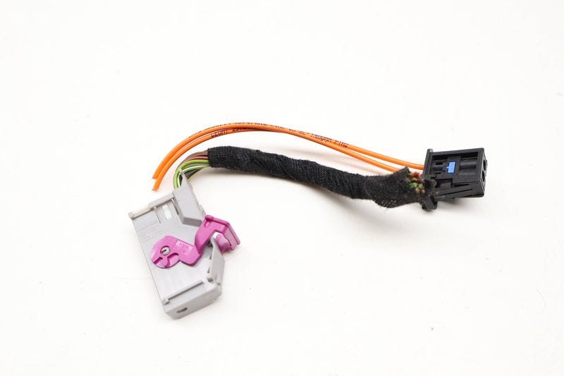 Instrument Cluster Wiring Harness / Connector — Used (SKU 609071)