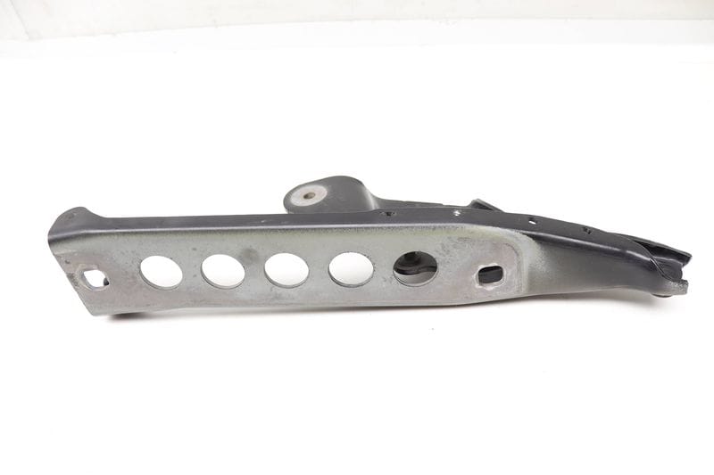 Hood Hinge 4H0823301D — Used (SKU 566502)