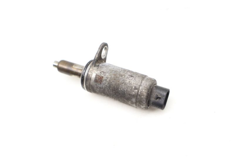 N205 Valve / Solenoid 06E103697H — Used (SKU 609352)