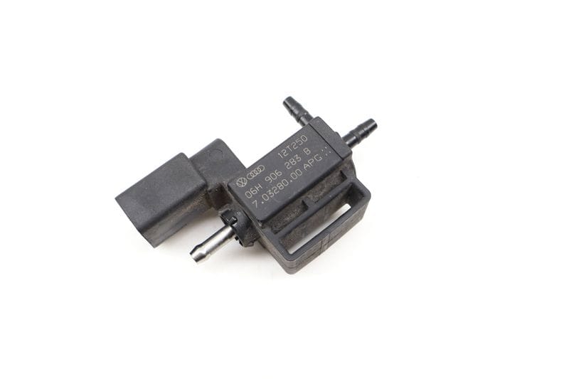 Solenoid Valve 06H906283B — Used (SKU 609311)