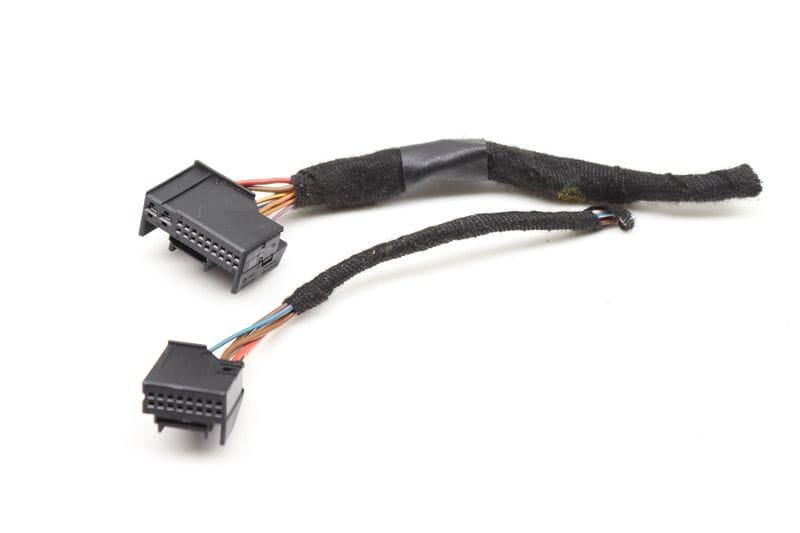 AC Climate Control Wiring Connector / Pigtail — Used (SKU 560059)