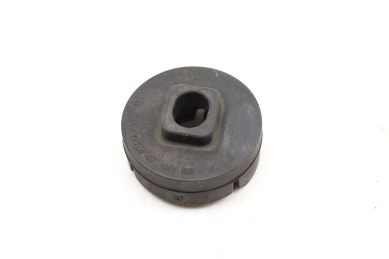 Lower Radiator Rubber Mount / Bushing 8K0121276A — Used (SKU 459695)