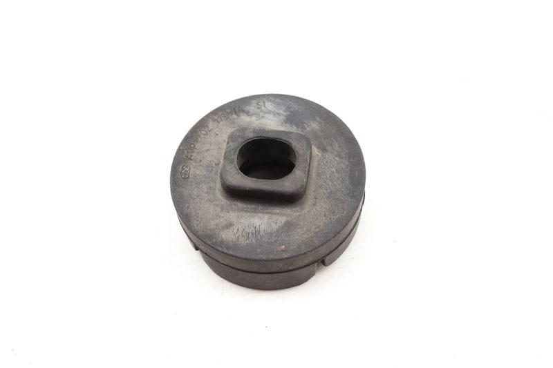 Lower Radiator Rubber Mount / Bushing 8K0121276A — Used (SKU 459696)