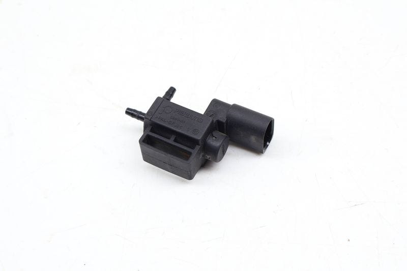 EGR Vacuum / Purge Solenoid Valve 037906283C — Used (SKU 683061)