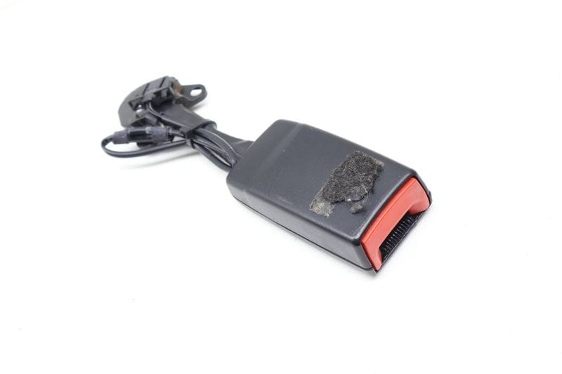 Seat Belt Buckle Receiver 4L0857755K — Used (SKU 682996)
