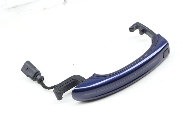 Exterior Door Handle 4L0837205B — Used (SKU 682813)