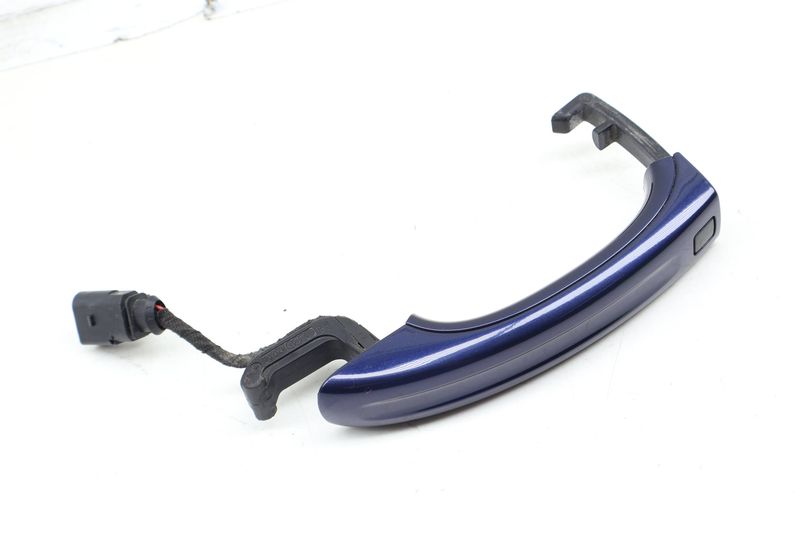 Exterior Door Handle 4L0837205B — Used (SKU 682814)