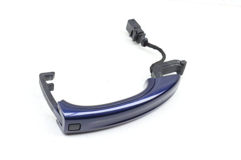 Exterior Door Handle 4L0837205B — Used (SKU 682815)
