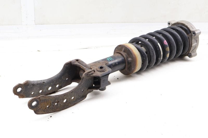 Strut / Spring Assembly 7L8413032K — Used (SKU 683151)