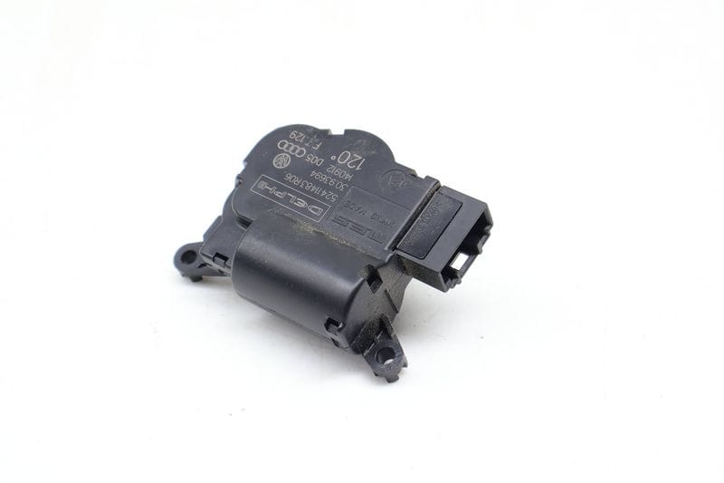 HVAC Flap / Servo Air Motor / Actuator 7L0907512H — Used (SKU 682974)
