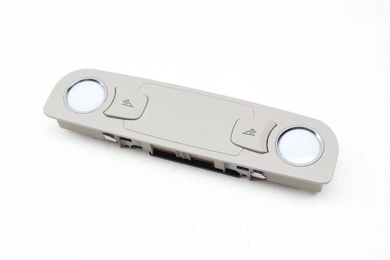 Dome Reading Light 4L0947111B — Used (SKU 682845)