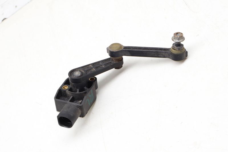 Headlight Leveling Sensor 7L6616571 — Used (SKU 683072)