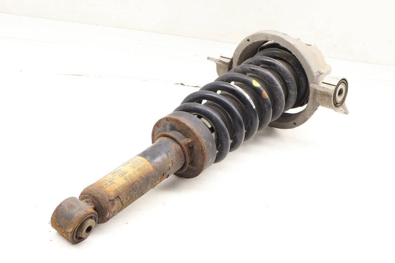 Strut / Spring Assembly 7L8513029K — Used (SKU 683153)
