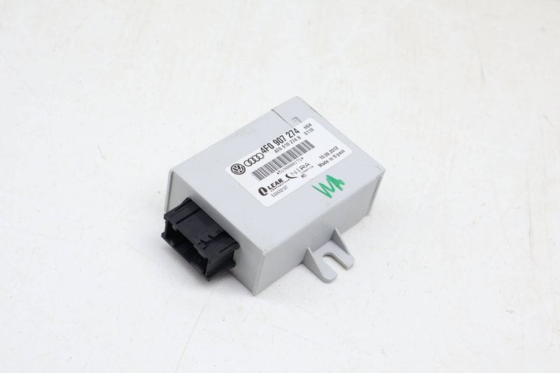 TPMS / Tire Pressure Monitoring Module 4F0907274 — Used (SKU 682948)