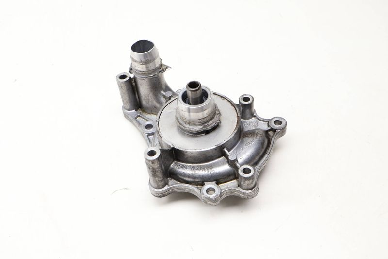 Coolant / Water Pump 079121014F — Used (SKU 634618)