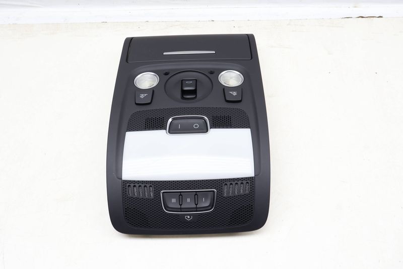 Dome Reading Light / Sun Roof Switch 8T0947135BM — Used (SKU 634400)
