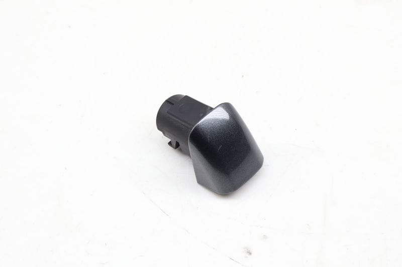 Exterior Door Handle Housing / Cap 8T0837167A — Used (SKU 634409)