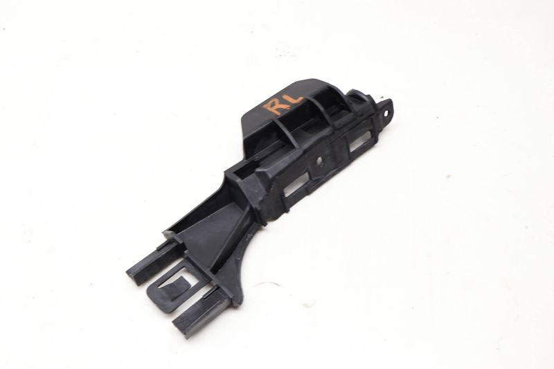 Bumper Guide / Bracket 8T0807889 — Used (SKU 634670)