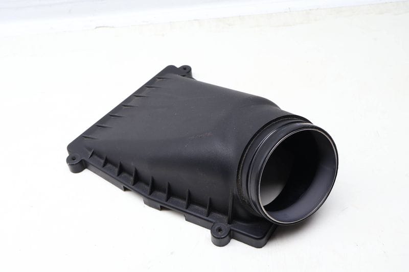 Engine Air Filter Box / Housing (UPPER) 8T0133840 — Used (SKU 634647)