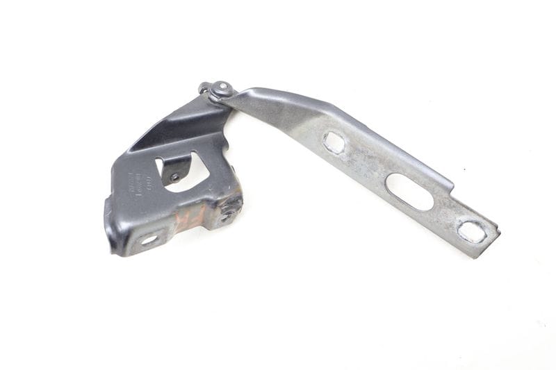 Hood Hinge 8T0823302E — Used (SKU 634753)