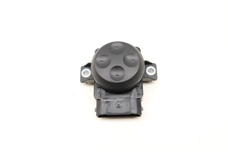 Lumbar Seat Switch 8E0959777B — Used (SKU 528107)
