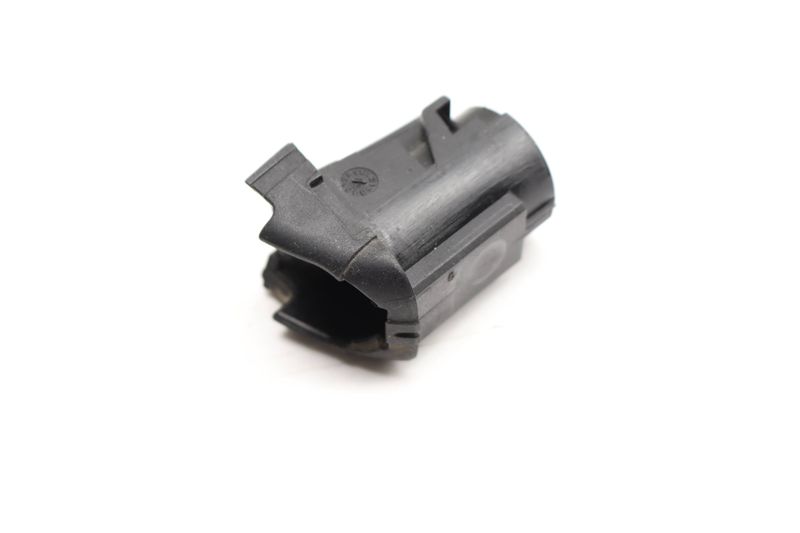 Exterior Door Handle Housing 8T0837167A — Used (SKU 528380)