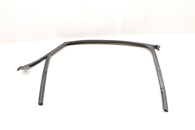 Window Glass Channel / Seal 8K5839439F — Used (SKU 528497)