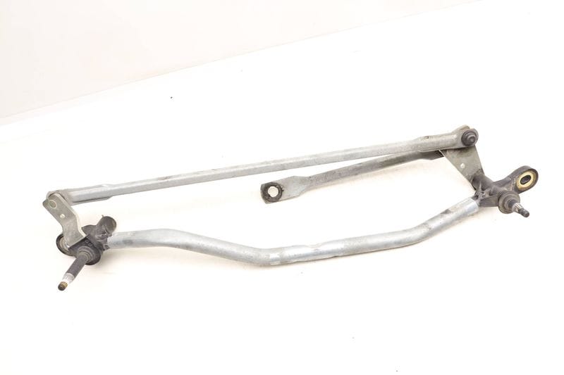 Windshield Wiper Transmission / Bracket 8K1955023C — Used (SKU 528422)