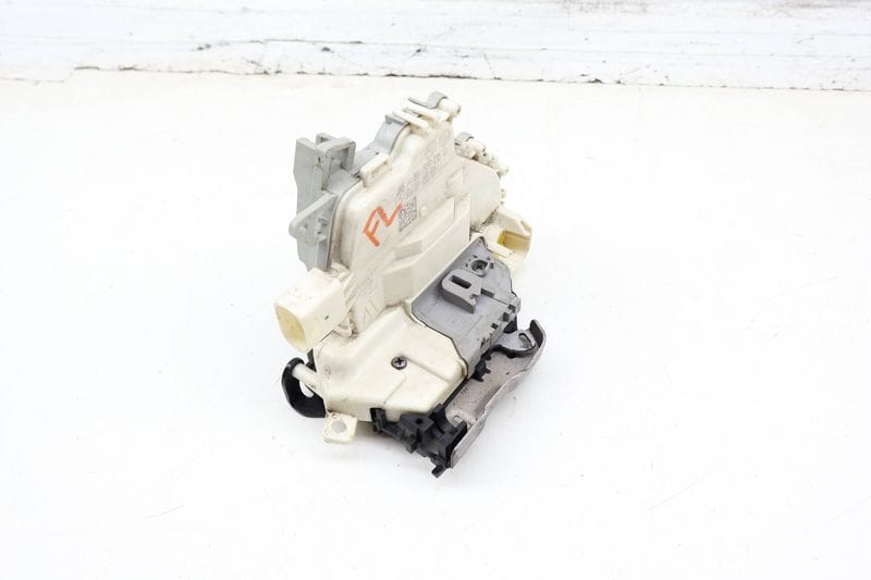 Door Latch / Lock Actuator 8J1837015D — Used (SKU 710051)