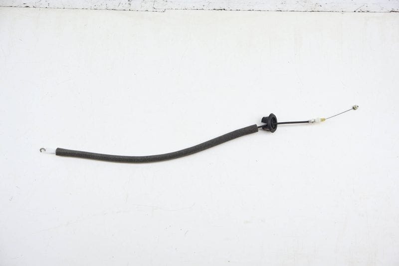 Interior Door Handle Release / Bowden Cable 8T0837085 — Used (SKU 710039)