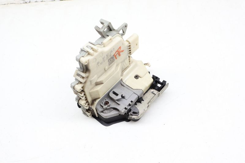 Door Latch / Lock Actuator 8J1837016D — Used (SKU 710052)