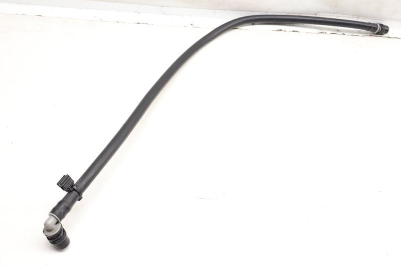 Headlight Washer Hose 8T0955667D — Used (SKU 615627)