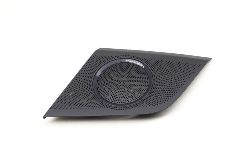 Dash Speaker Cover / Grille (B&O) 8T0857227A — Used (SKU 615403)