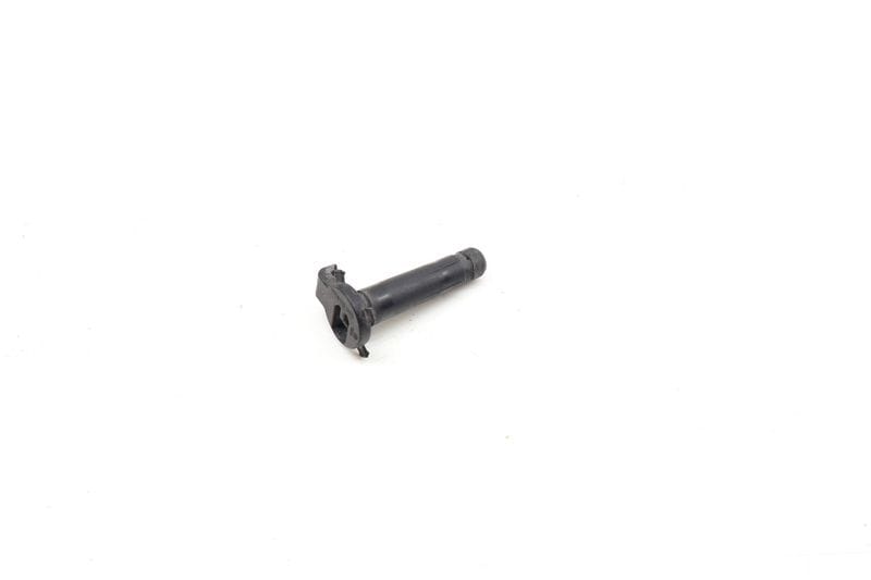 Radiator Mount Bolt / Pin WHT001506A — Used (SKU 709902)