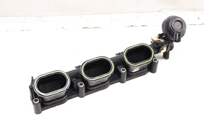 Lower Intake Manifold Air Distribution Housing 06E133110AL — Used (SKU 615604)