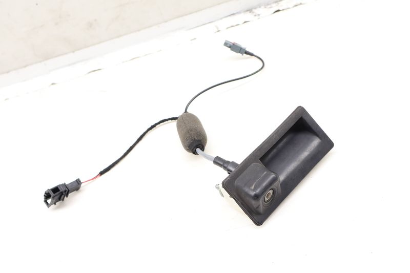 Trunk Release Handle w/ Backup Camera 5N0827566AA — Used (SKU 615536)