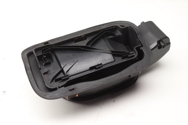 Gas / Fuel Filler Door Bracket 4G0809906C — Used (SKU 589517)