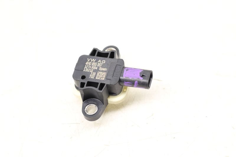 Center Impact / Crash Sensor 4H0955557 — Used (SKU 526301)