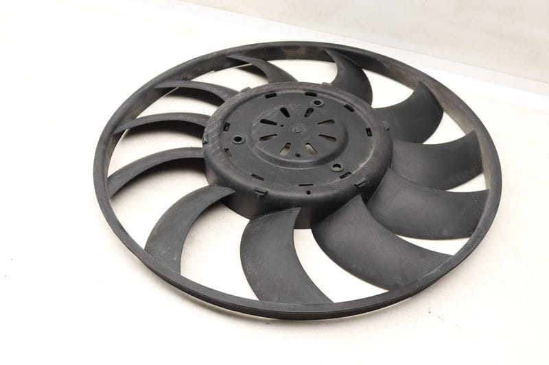 Electric Cooling Fan Blade — Used (SKU 526543)