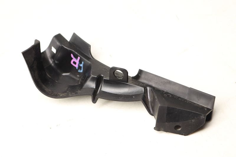 Fender Bracket / Gasket 4G0805234A — Used (SKU 526507)
