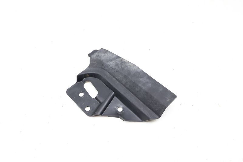 Wheel Spoiler / Mud Flap 8J0853834B — Used (SKU 671812)