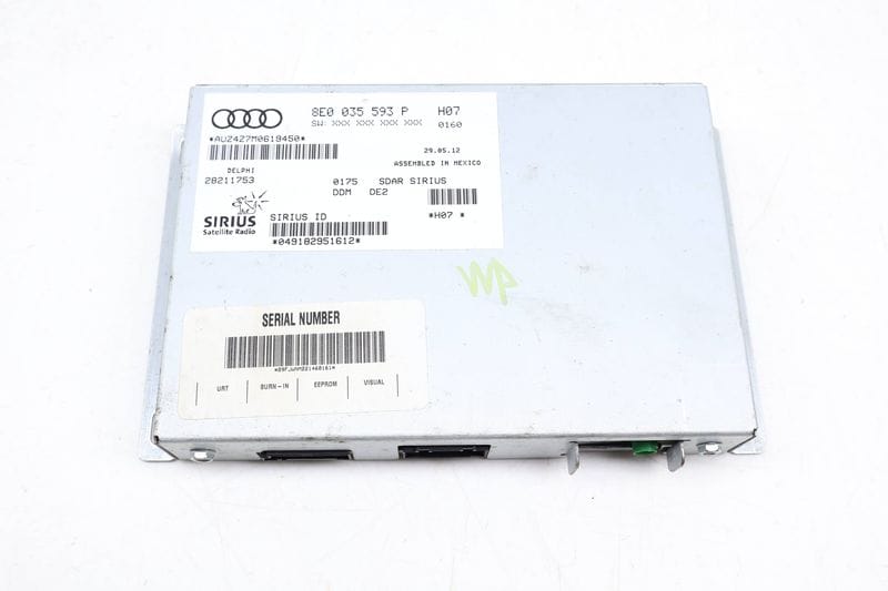 Sirius Satellite Radio Control Module 8E0035593P — Used (SKU 671686)