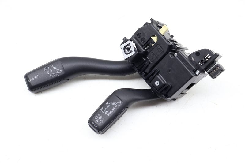 Turn Signal / Cruise Control Switch / Stalk 8P0953513F — Used (SKU 671641)