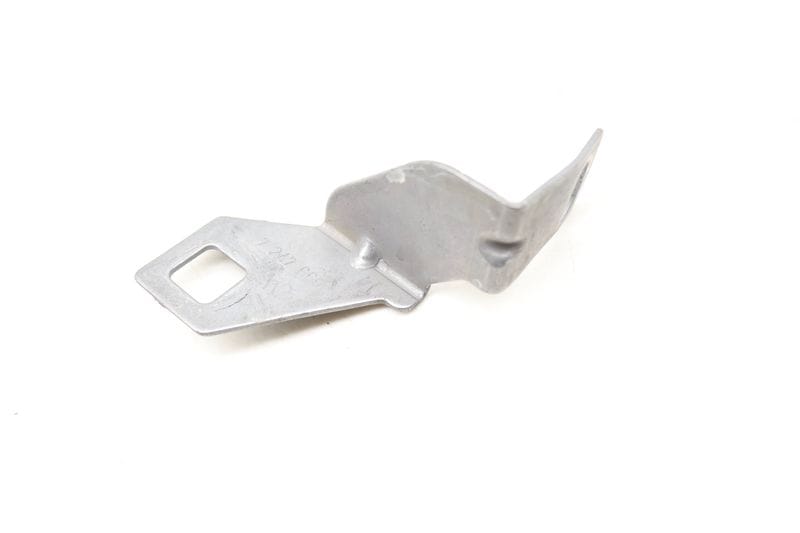 Bumper Reinforcement Bar / Bracket 51117247666 — Used (SKU 463889)