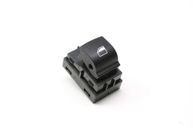 Window Switch 61319241949 — Used (SKU 383761)