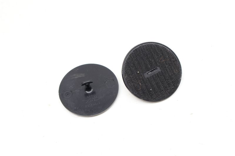 Carpet Floor Mat Fastener / Mount Set (2) 07149166609 — Used (SKU 730744)