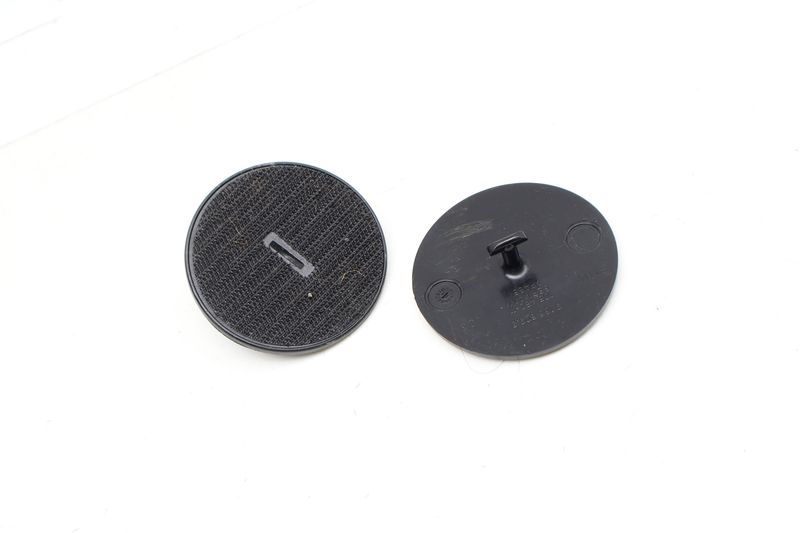 Carpet Floor Mat Fastener / Mount Set (2) 07149166609 — Used (SKU 730745)