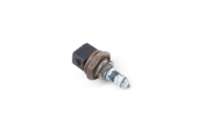 Coolant / Oil Temp Sensor 13621433076 — Used (SKU 731031)