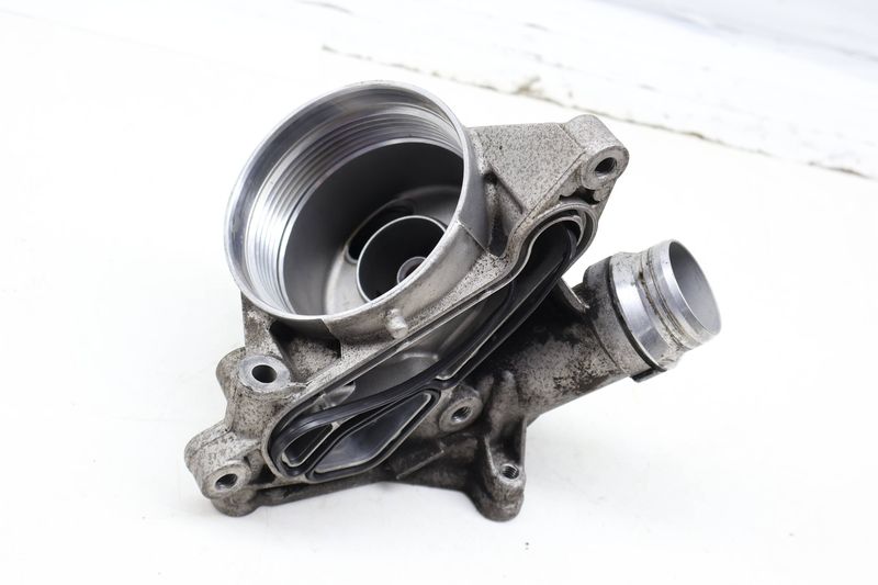Engine Oil Filter Housing 11428642289 — Used (SKU 731241)